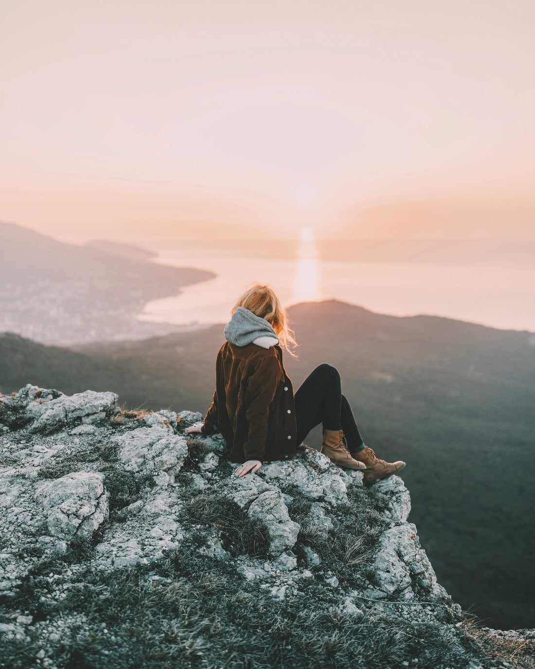 How do we hear from God? By Stephanie Wilcox